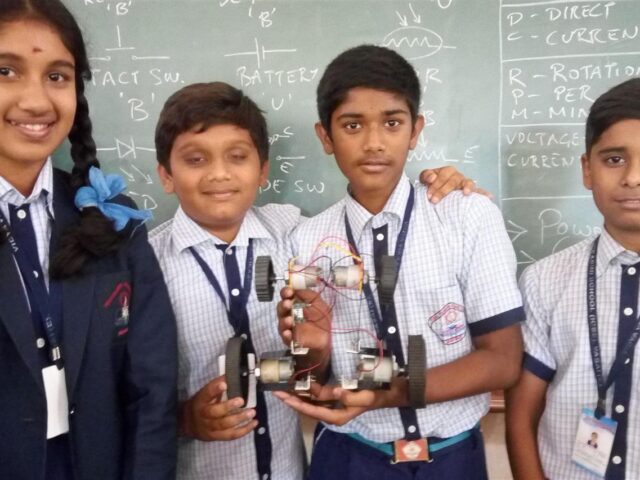 school-students-eduprime-robotics-level2-kids-p1